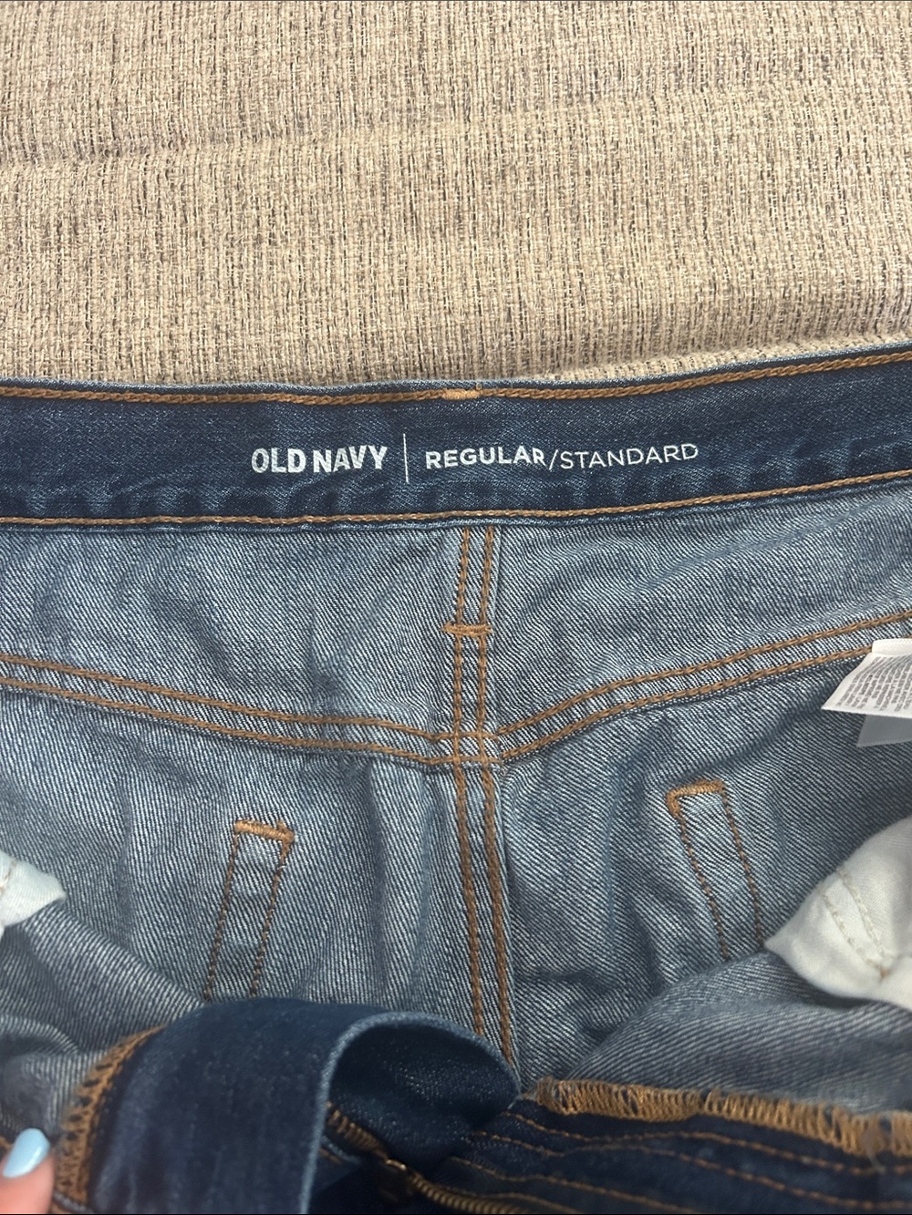 Old Navy Men's Dark Blue Straight Jeans - Picture 6 of 9